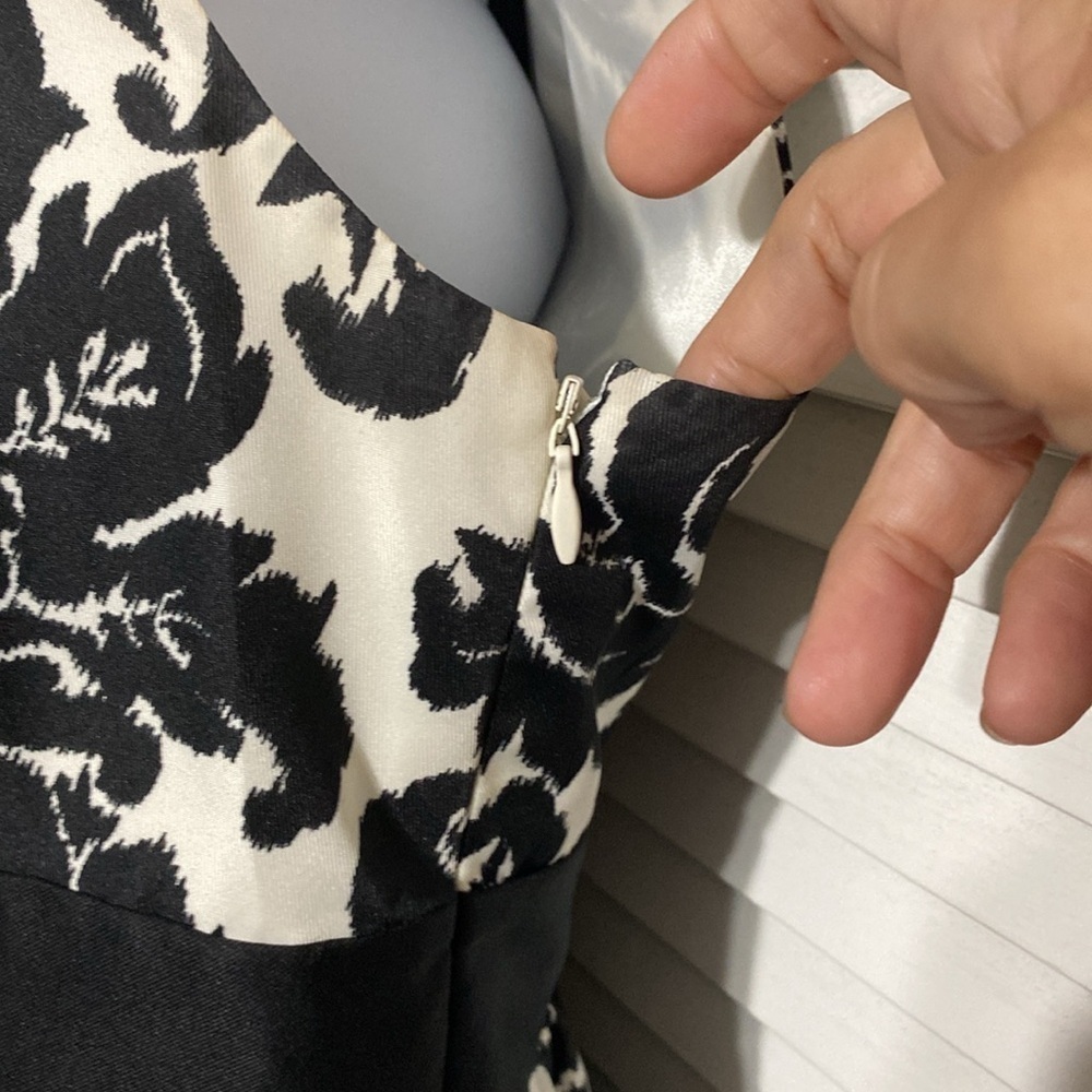 Ann Taylor Loft damask dress! - Picture 5 of 8